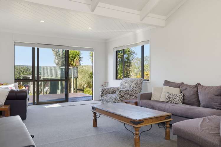 28 Kahurangi Drive_3