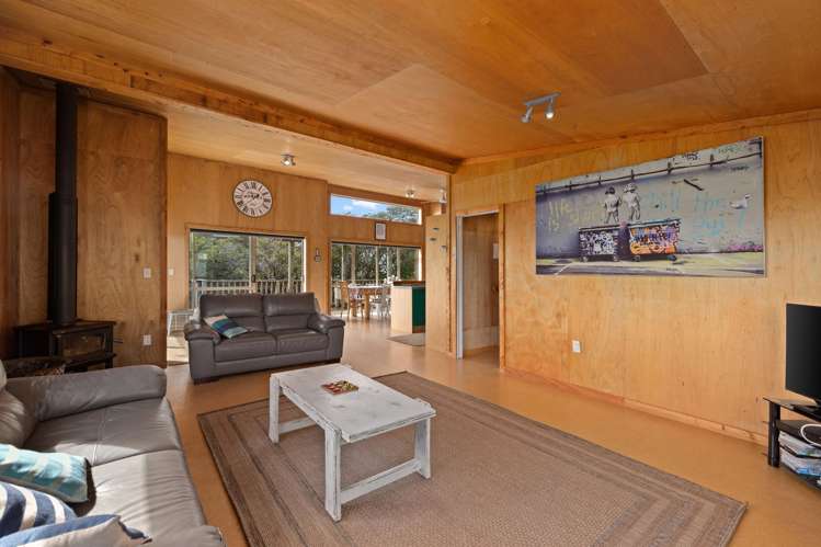 44 Balfour Crescent Castlepoint_12