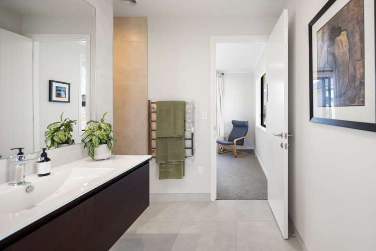 39 Sunline Drive Leamington_21