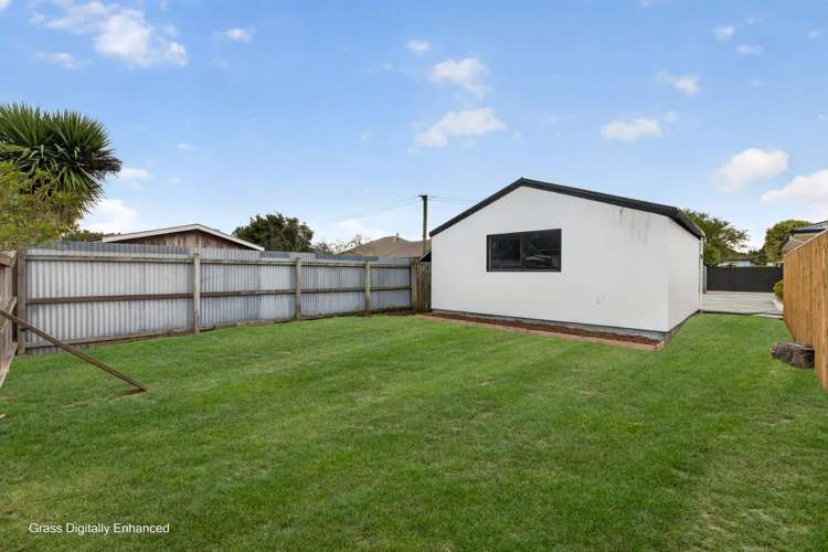 2/63a Mackworth Street Woolston_15