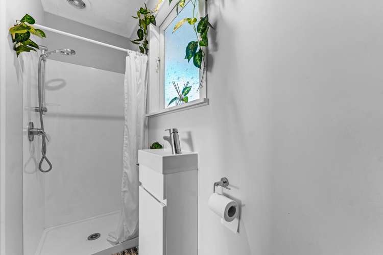 84 Millbrook Road Henderson_17