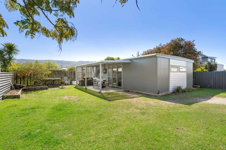 102B The Square Whangamata_12