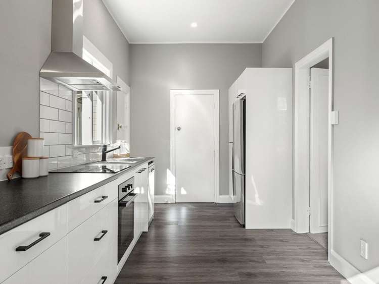 41 Oxford Street South Dunedin_13