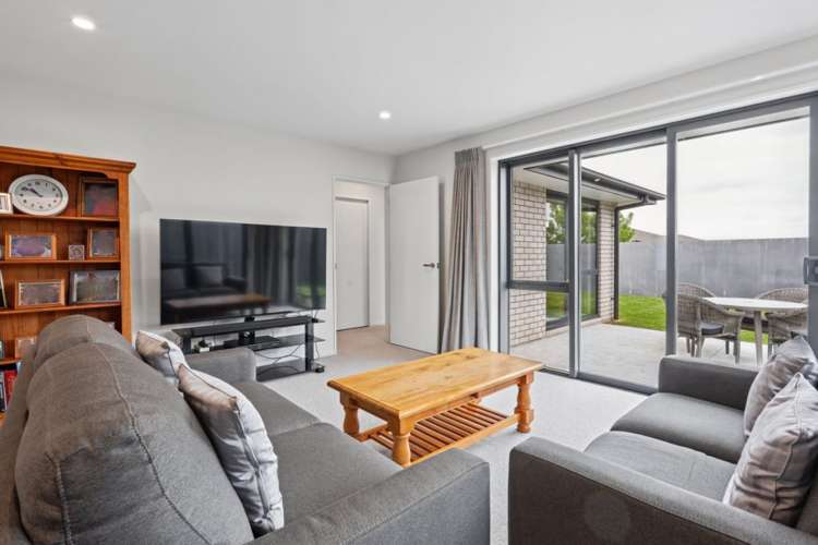 17 Hanmer Crescent_2