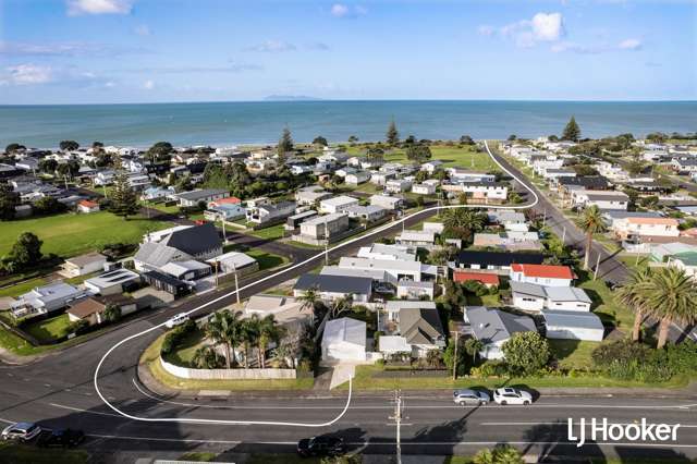 64 Beach Road Waihi Beach_3