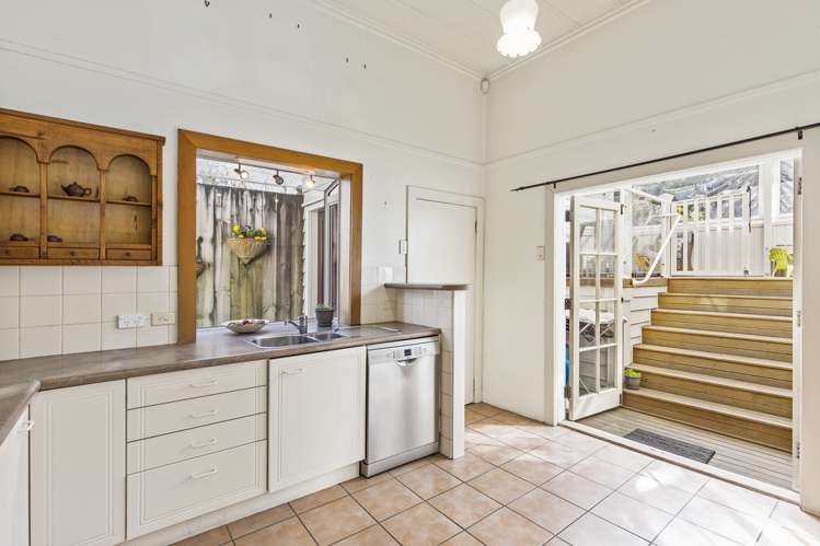 19 Seccombes Road Epsom_7