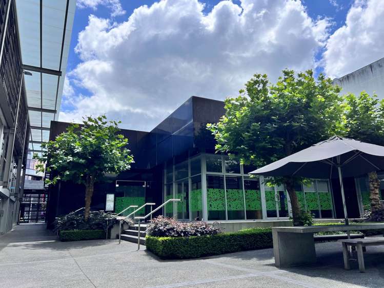 160 Broadway Newmarket_4
