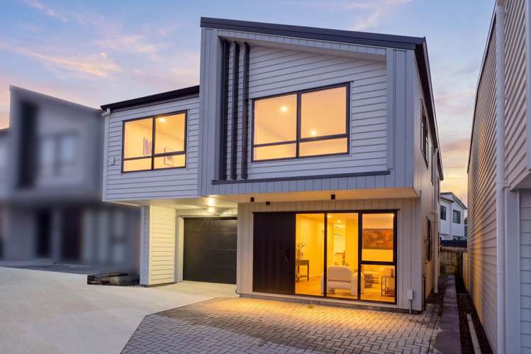 9 May Avenue Te Atatu South_1
