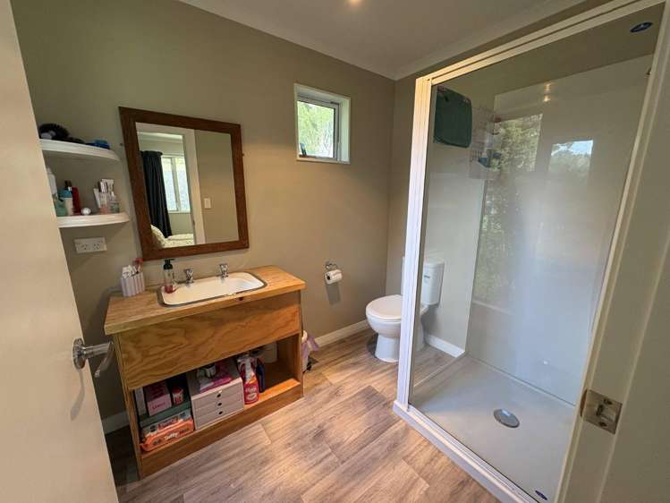 Unit/1127 Hinakura Road Martinborough_7