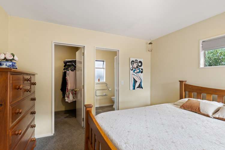 3 Magnolia Lane Saint Albans_18