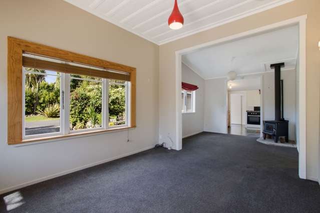 80 Victoria Street Waikino_4