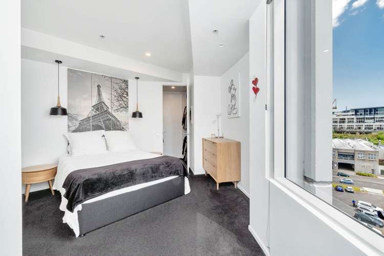 701/86 The Strand Parnell_5