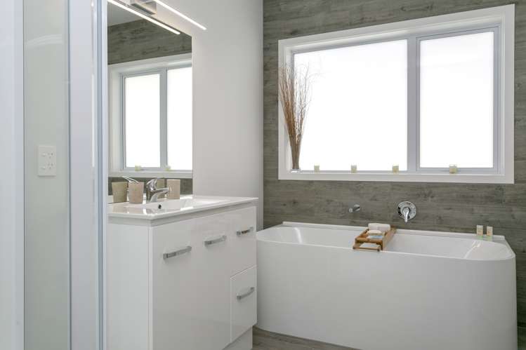 1 Maunganamu Drive Wharewaka_15