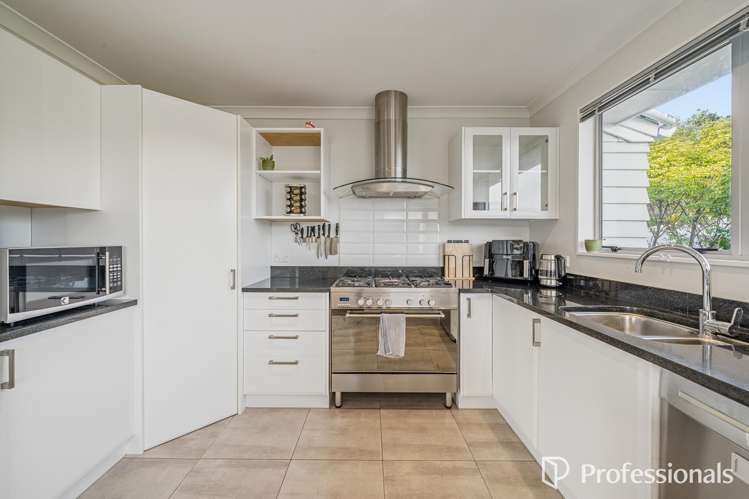 7 Timaru Grove Kelson_12