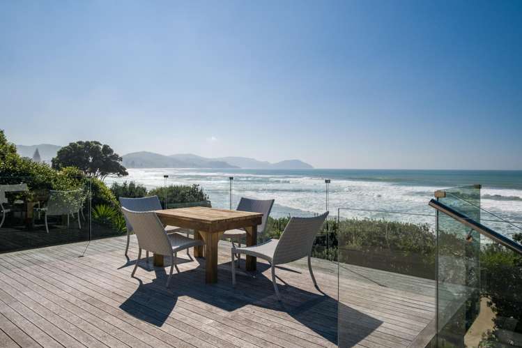 1 Lloyd George Road Wainui_11