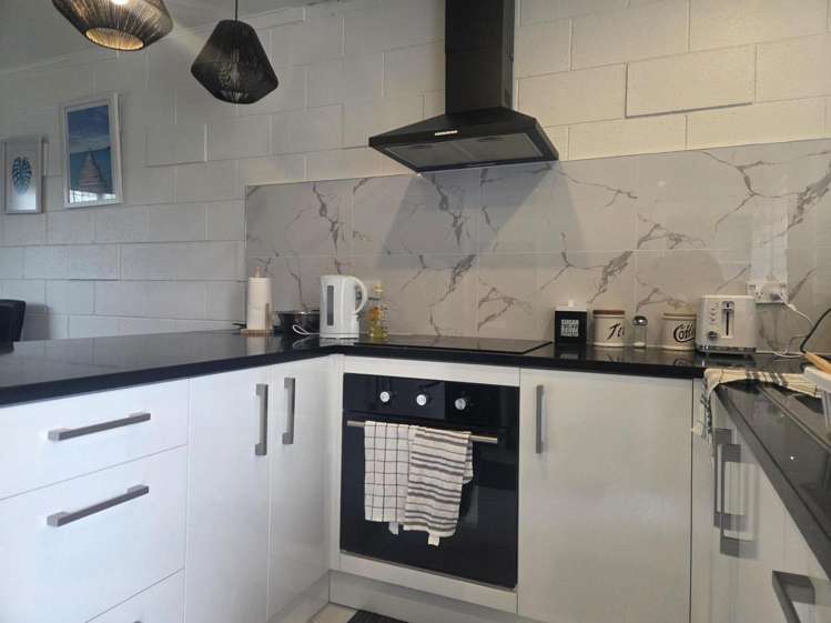 5/54A (unit 5) Pererika Street 11068_2