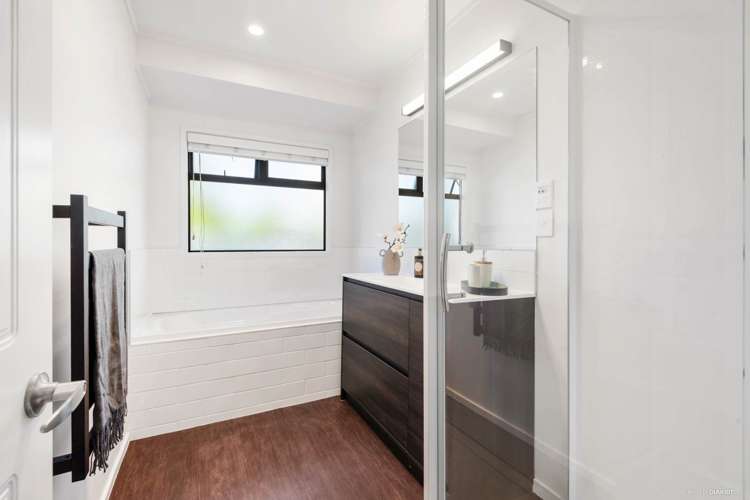 10 Bridgehead Cove West Harbour_11