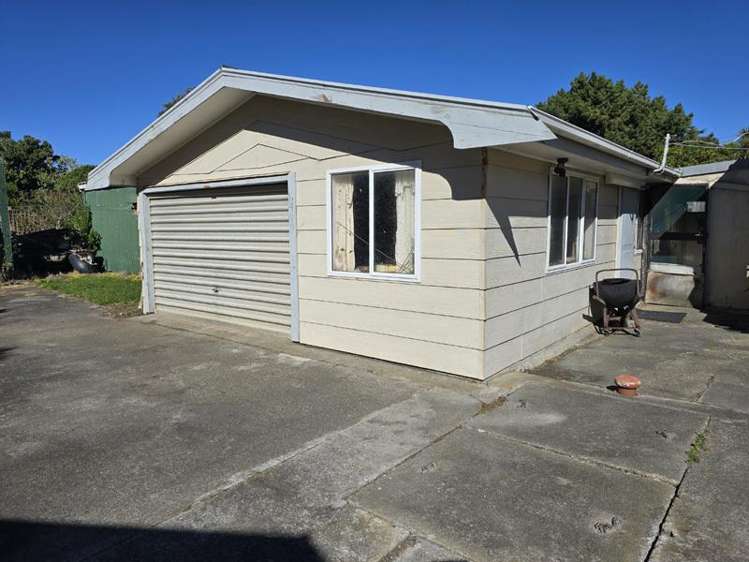 77 Whangaimoana Beach Road Lake Ferry_5