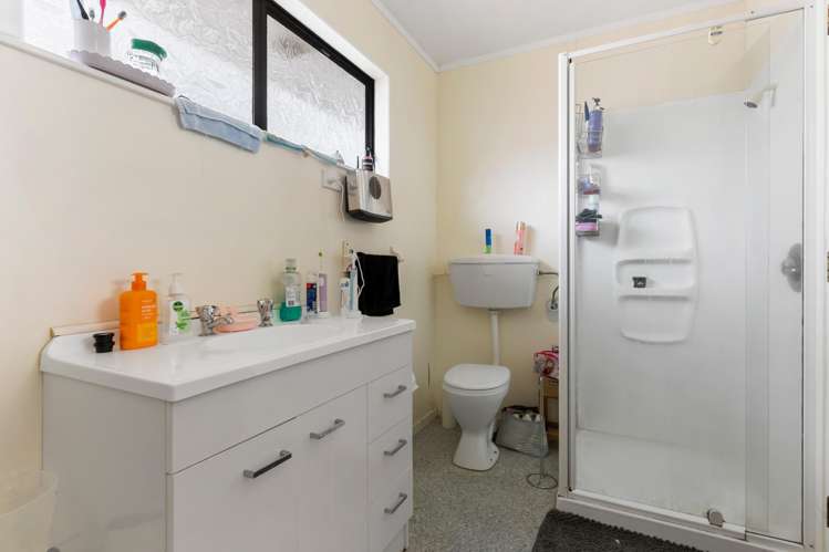 14A Trafalgar Street Johnsonville_12