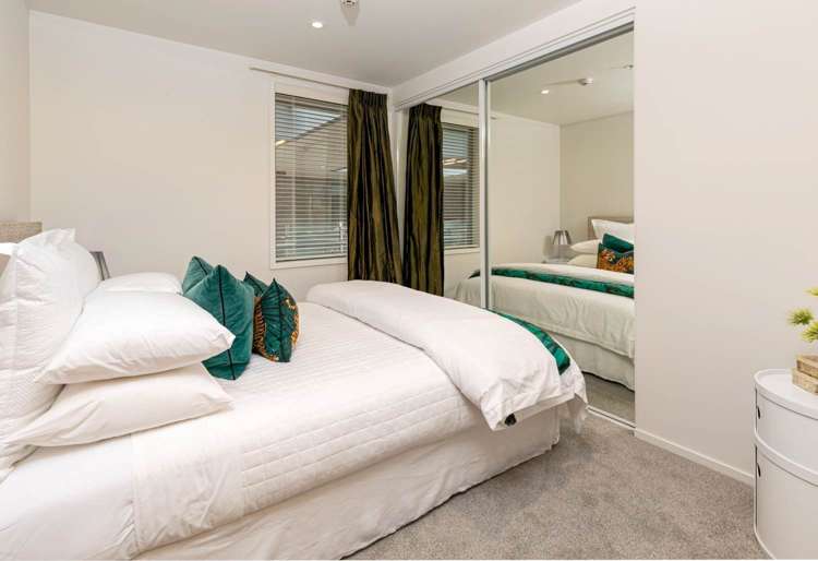 102/585 Beach Road Rothesay Bay_9