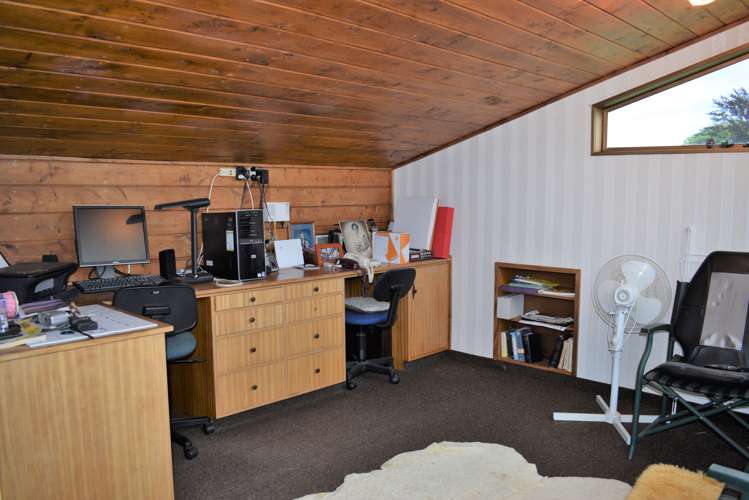 7 Knights Grove Otaki_12