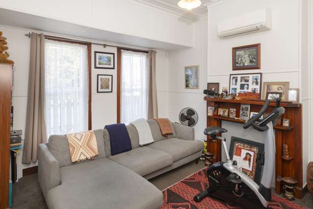 1 Kent Street and 13 Scott Street Elgin_3