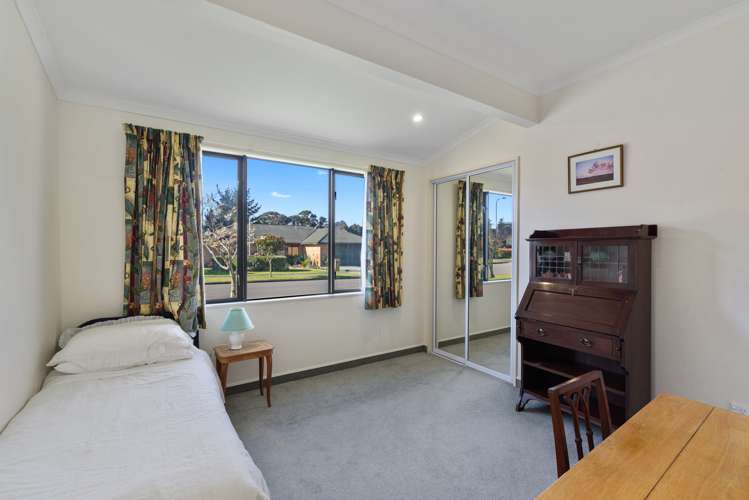 14 Harry Shaw Way Raumati South_14