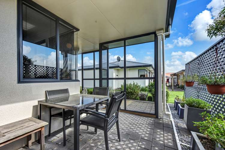 15 Hawthorn Way Richmond_16