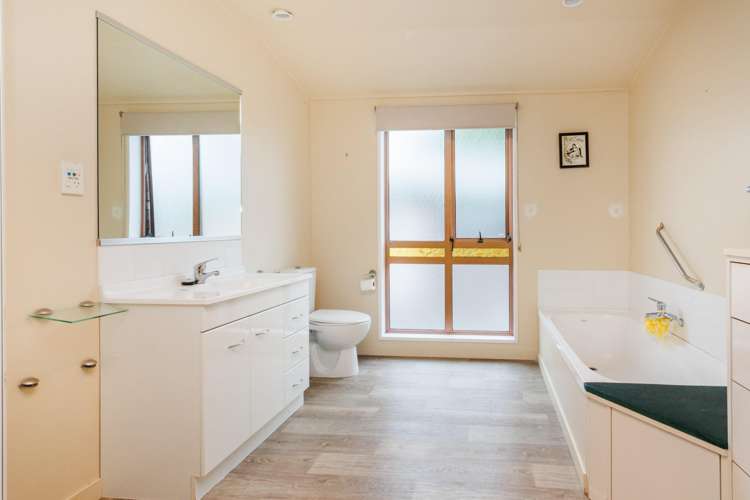 2 Ashdown Crescent Feilding_10