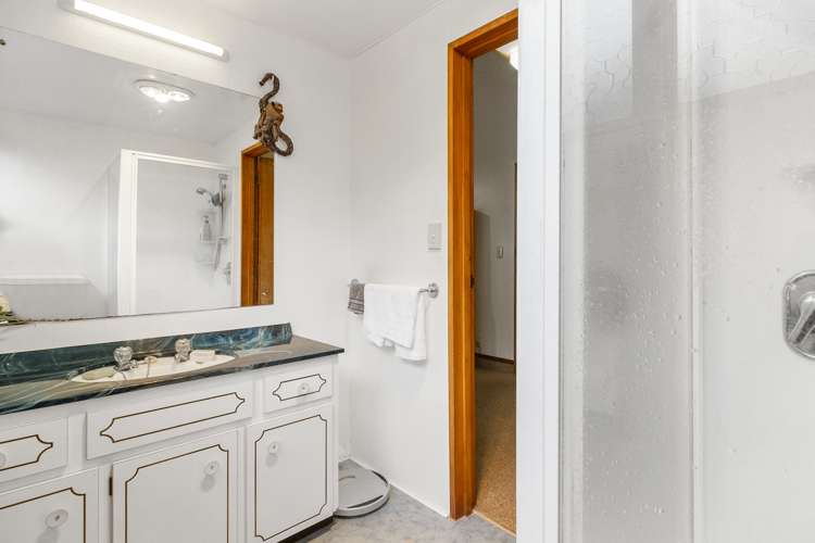 15 Helensburgh Road Halfway Bush_11