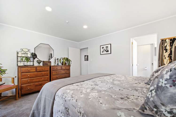 70 Tawavale Street Pukehangi_11