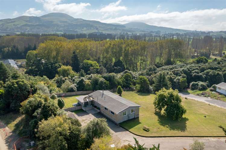 1 Watkin Drive Karitane_22