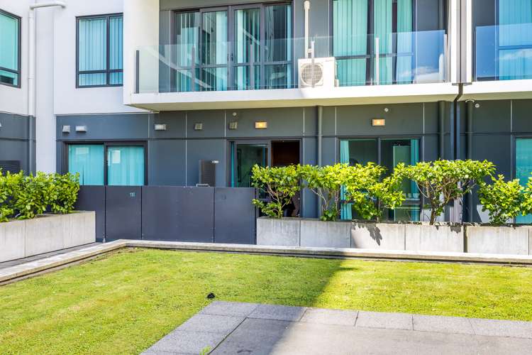 115/2 Dockside Lane Auckland Central_13