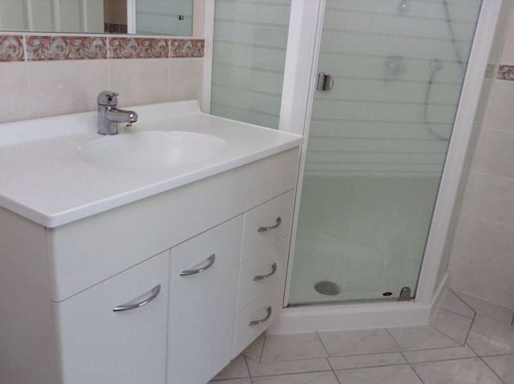 3/96 Elliot Street Howick_6