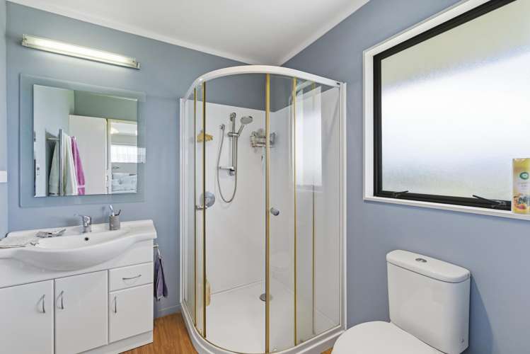 2 Sunset Terrace Waikanae Beach_20