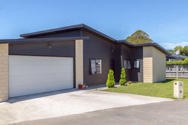 Central, modern and easy-care