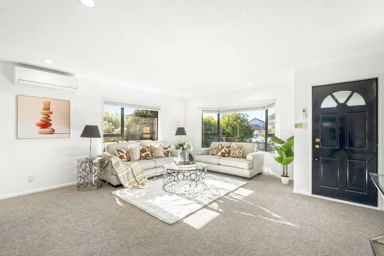 10 Frank Bunce Grove Flat Bush_26
