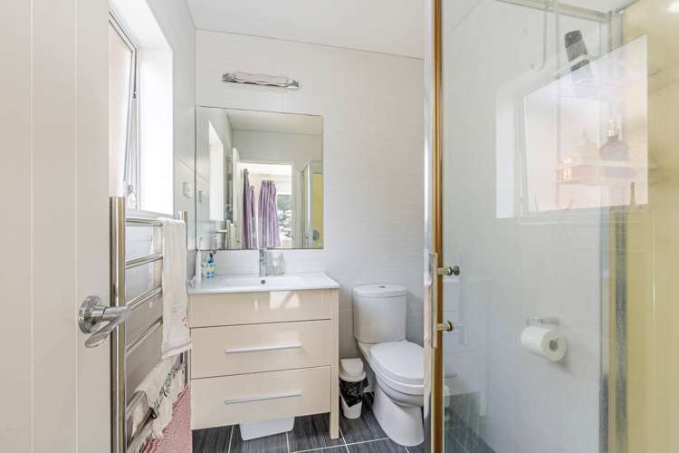 67 Tamahere Drive Glenfield_12