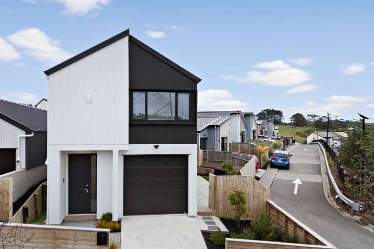 55 Puwha Street Massey_16