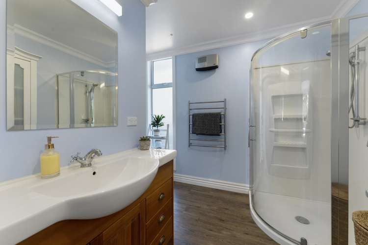 2821 Luggate - Cromwell Road Queensberry_13