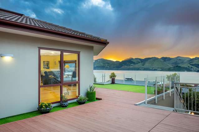 A Distinctive Octagonal Coastal Residence