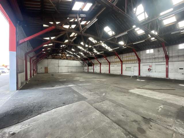 Prime Warehouse & Prime Location