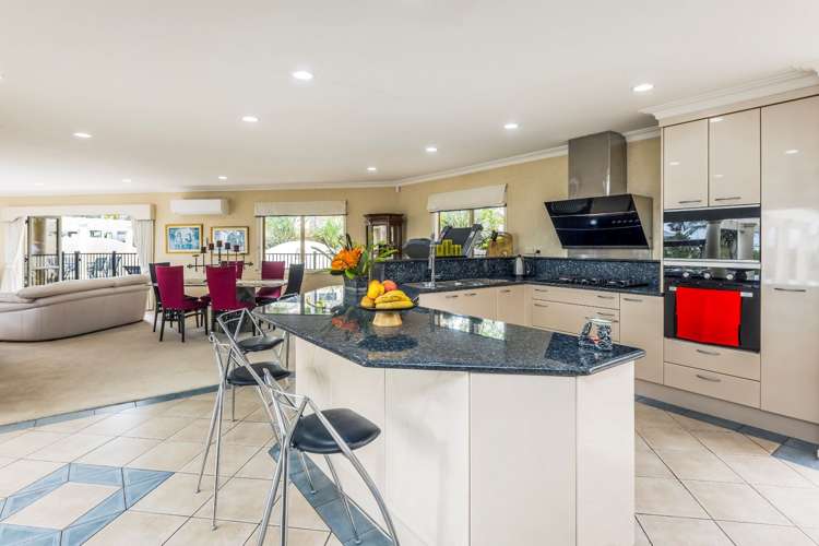 2 Anaheim Boulevard Shamrock Park_12