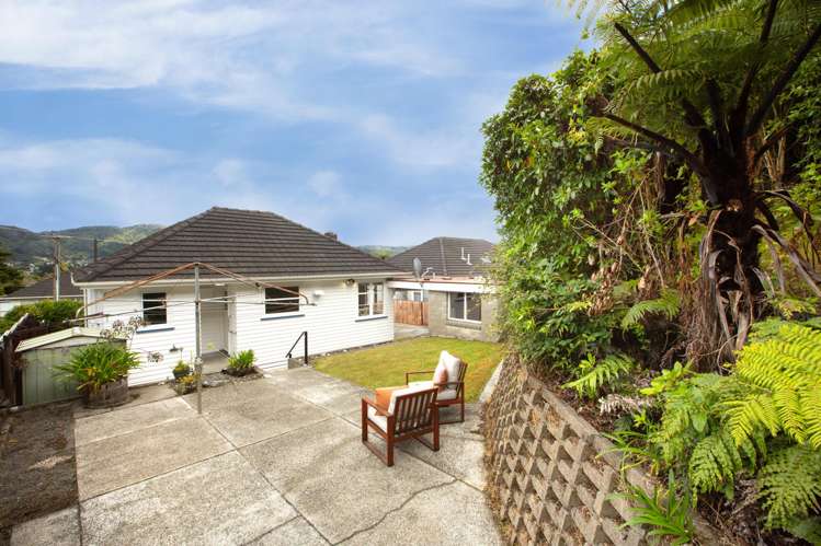 35 Castlerea Street Wainuiomata_17