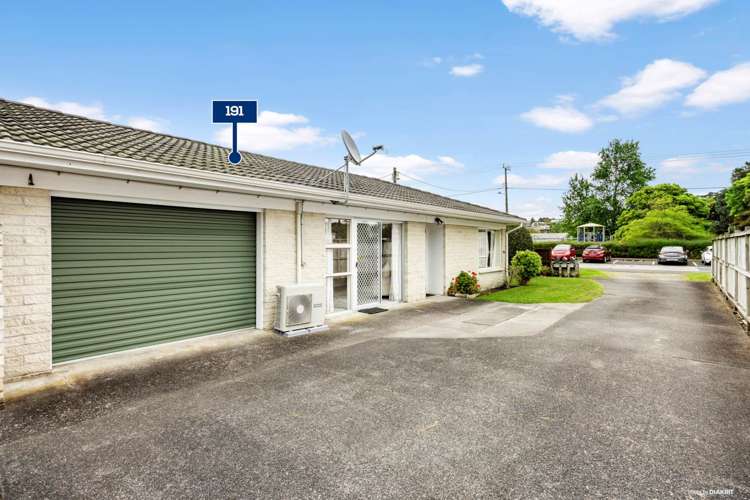 191 Centreway Road Orewa_10