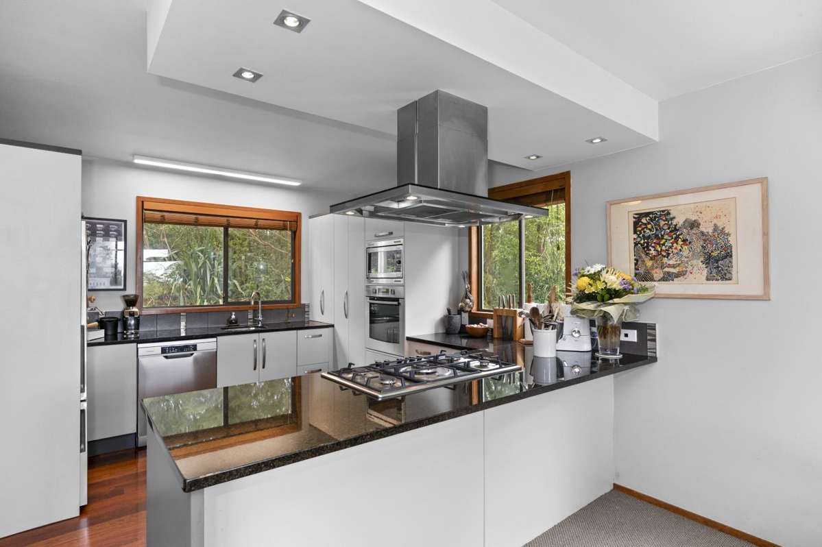 695A Esdaile Road_5