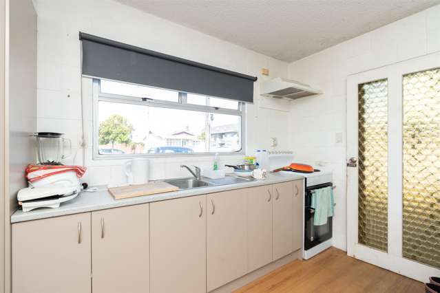4/15 Coates Street Hamilton East_2