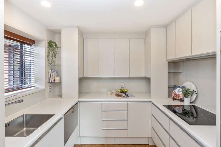 8/22 Boon Street Sydenham_7