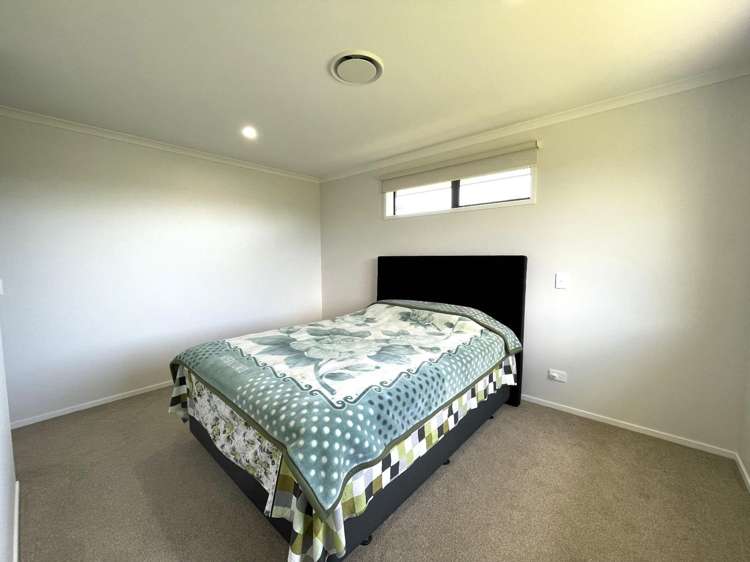 26 Honeyfield Drive 10861_10