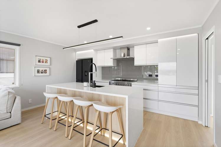 21 Albert Hall Drive Red Beach_6